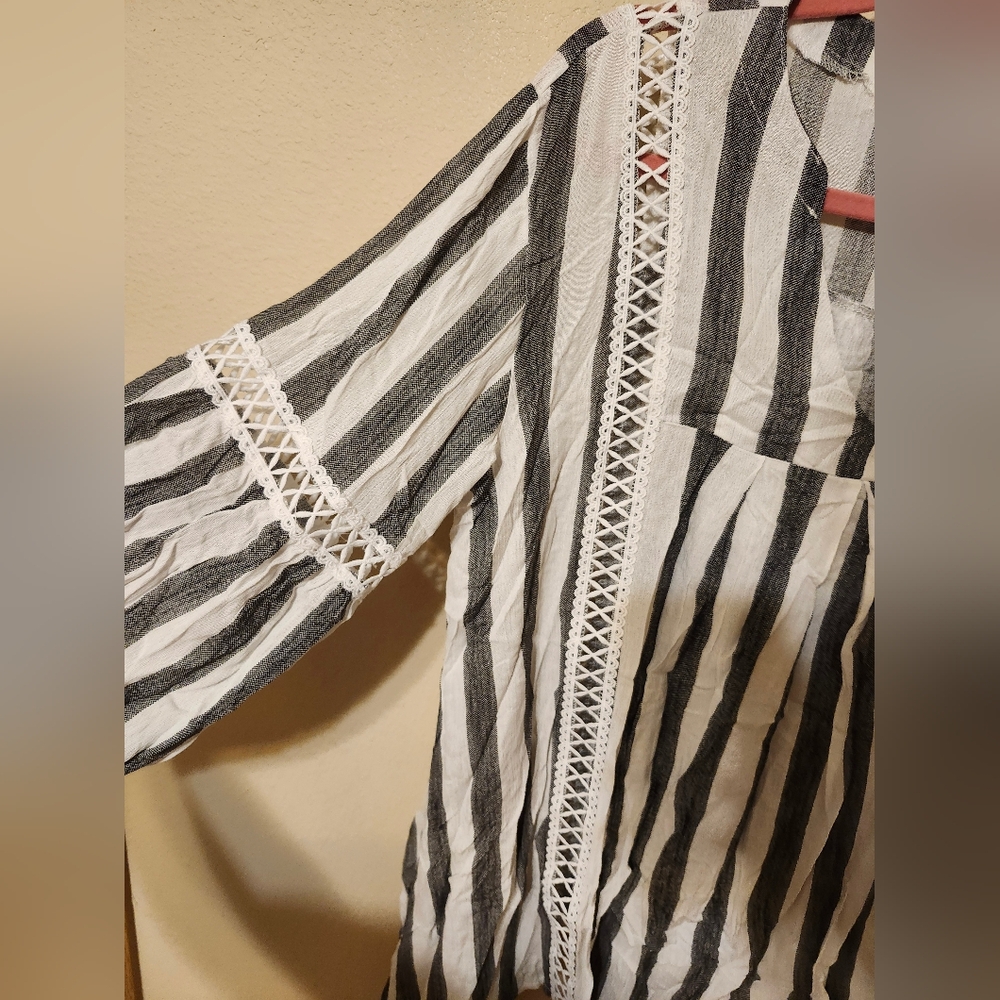 🌴Andthewhy Flowy Striped Beach Top - Picture 4 of 5
